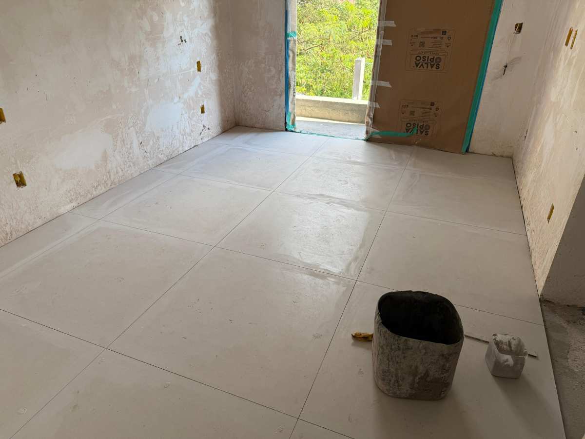 Casa à venda em Caieiras, Jd Europa, com 3 quartos, 126m² - EBS Imóveis