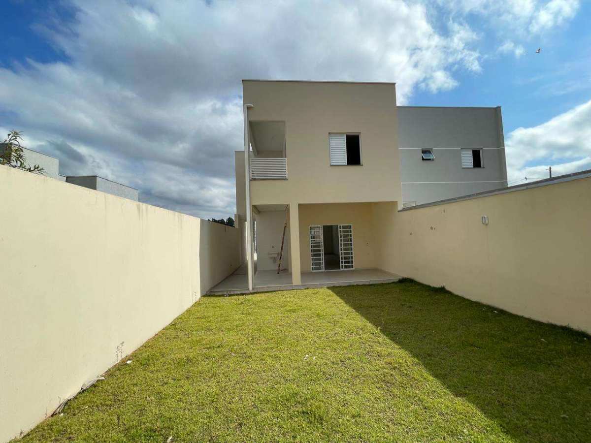 Casa à venda em Caieiras, JD dos Abreus, com 3 quartos - EBS Imóveis