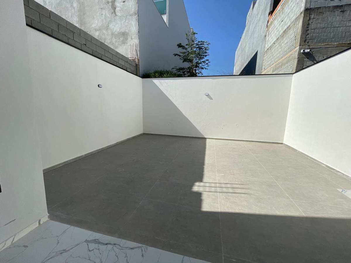 Casa à venda em Caieiras, JD dos Abreus, com 3 quartos, 168,30m² - EBS Imóveis