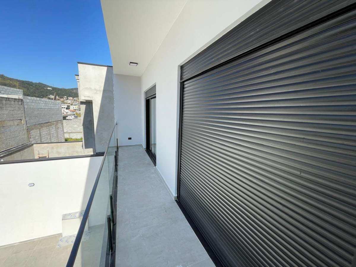 Casa à venda em Caieiras, JD dos Abreus, com 3 quartos, 168,30m² - EBS Imóveis