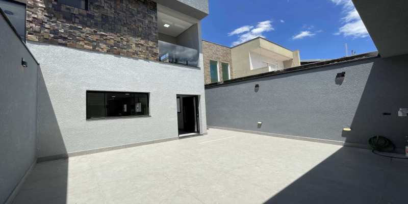 Casa à venda, com 3 quartos, 136m² - EBS Imóveis