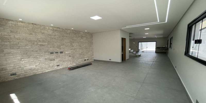 Casa à venda, com 3 quartos, 136m² - EBS Imóveis