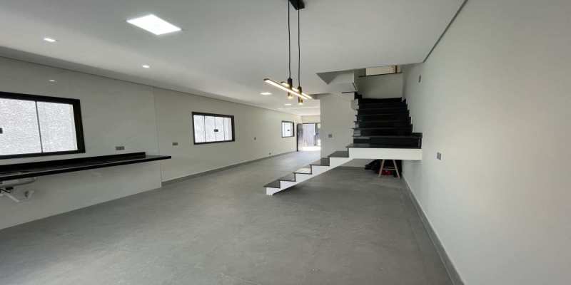 Casa à venda, com 3 quartos, 136m² - EBS Imóveis
