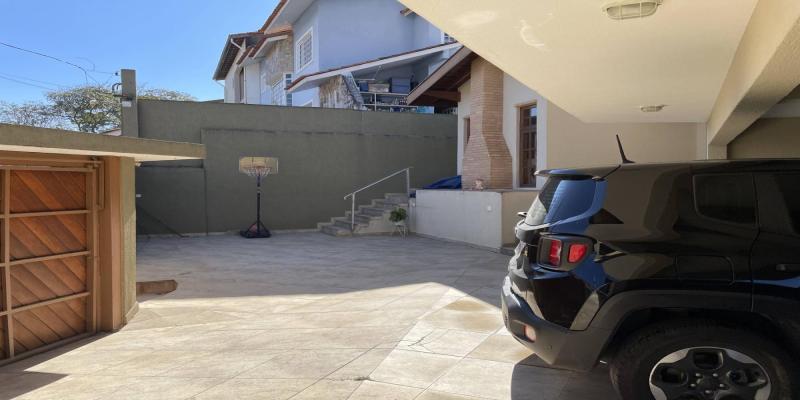 Deslumbrante casa na Nova Caieiras com 3 quartos, à venda - EBS Imóveis