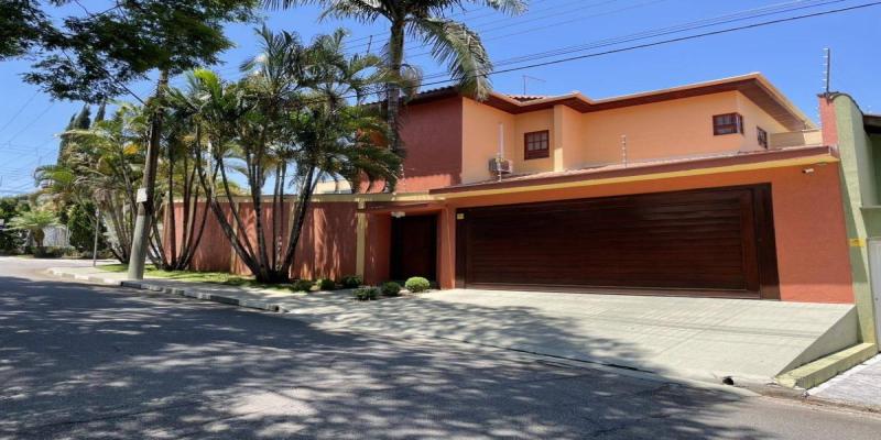 Impecável, Casa de Esquina na Nova Caieiras com 4 quartos - EBS Imóveis