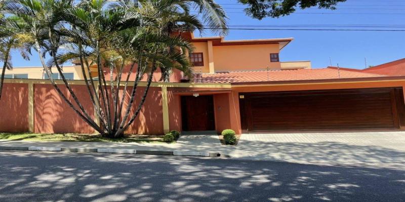 Impecável, Casa de Esquina na Nova Caieiras com 4 quartos - EBS Imóveis