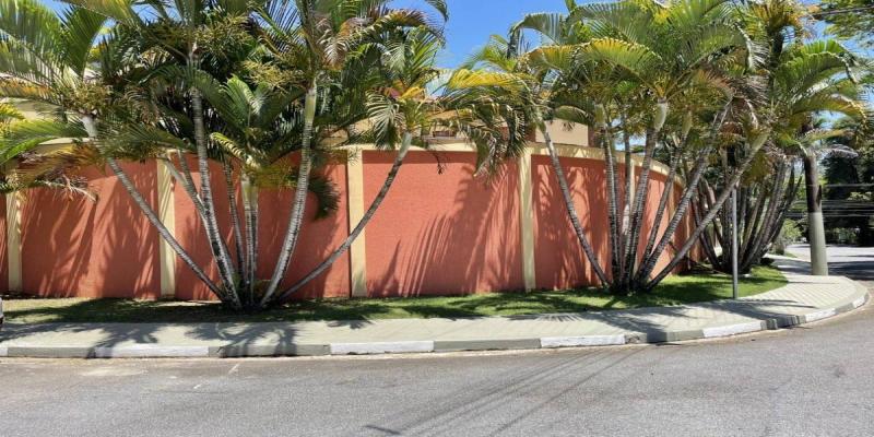 Impecável, Casa de Esquina na Nova Caieiras com 4 quartos - EBS Imóveis