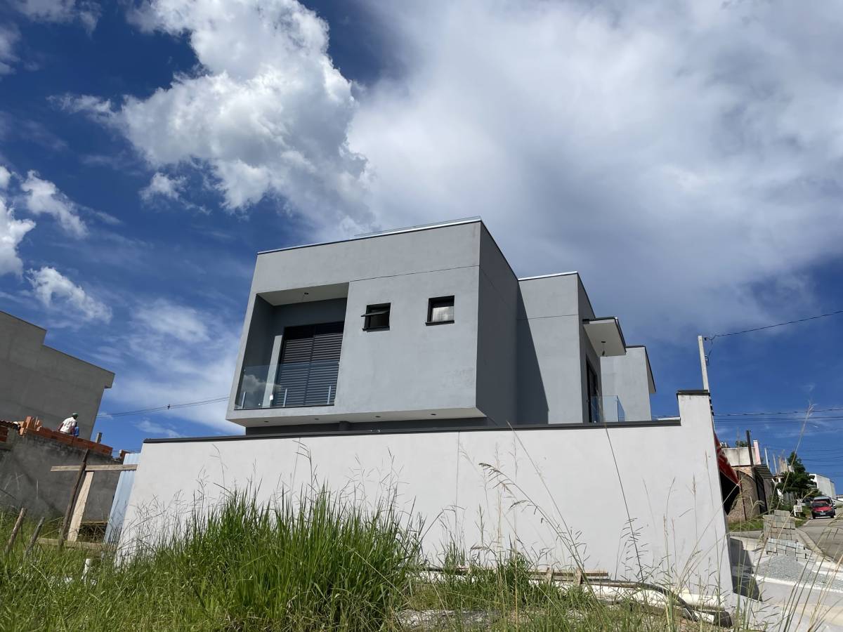 Casa à venda em Caieiras, Jd Europa, com 3 quartos, 100m²